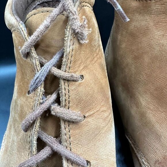 Timberland Boots Women 11 Leather Waterproof Brown Upper Black Sole Hiking - Picture 5 of 16